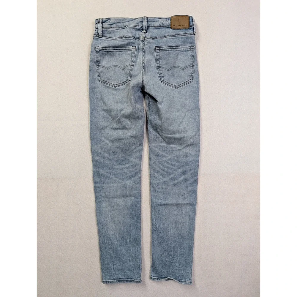 American Eagle Mens Slim Straight Jeans 30 x 32 Airflex+ Light Wash Blue